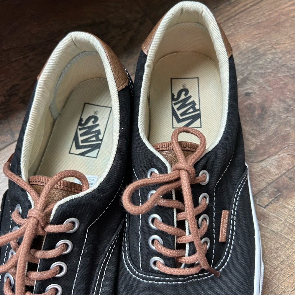 Vans Men's Black and Brown Sneakers